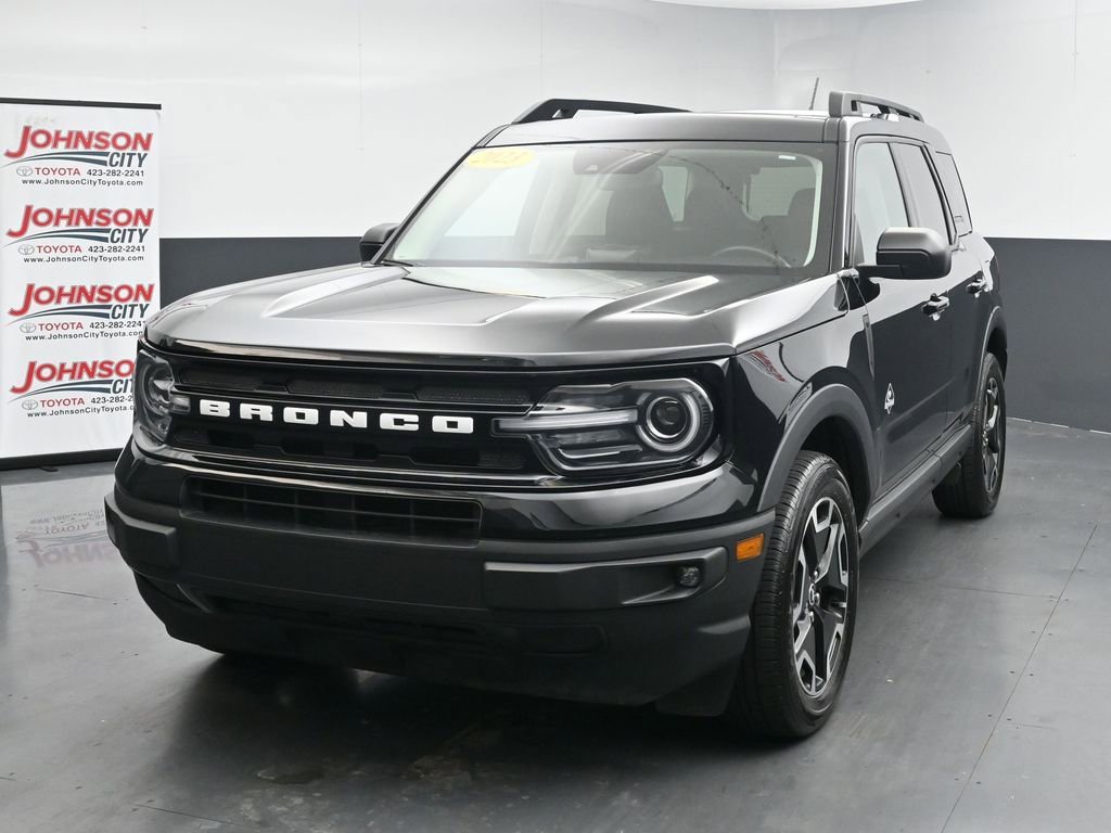 Used 2023 Ford Bronco Sport Outer Banks w/ Tech Package image 4