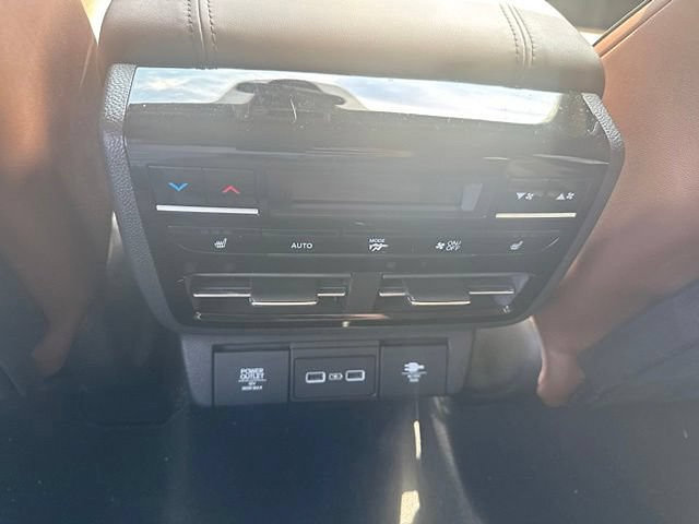 Used 2022 Acura MDX w/ Advance Package AWD/4WD image 13