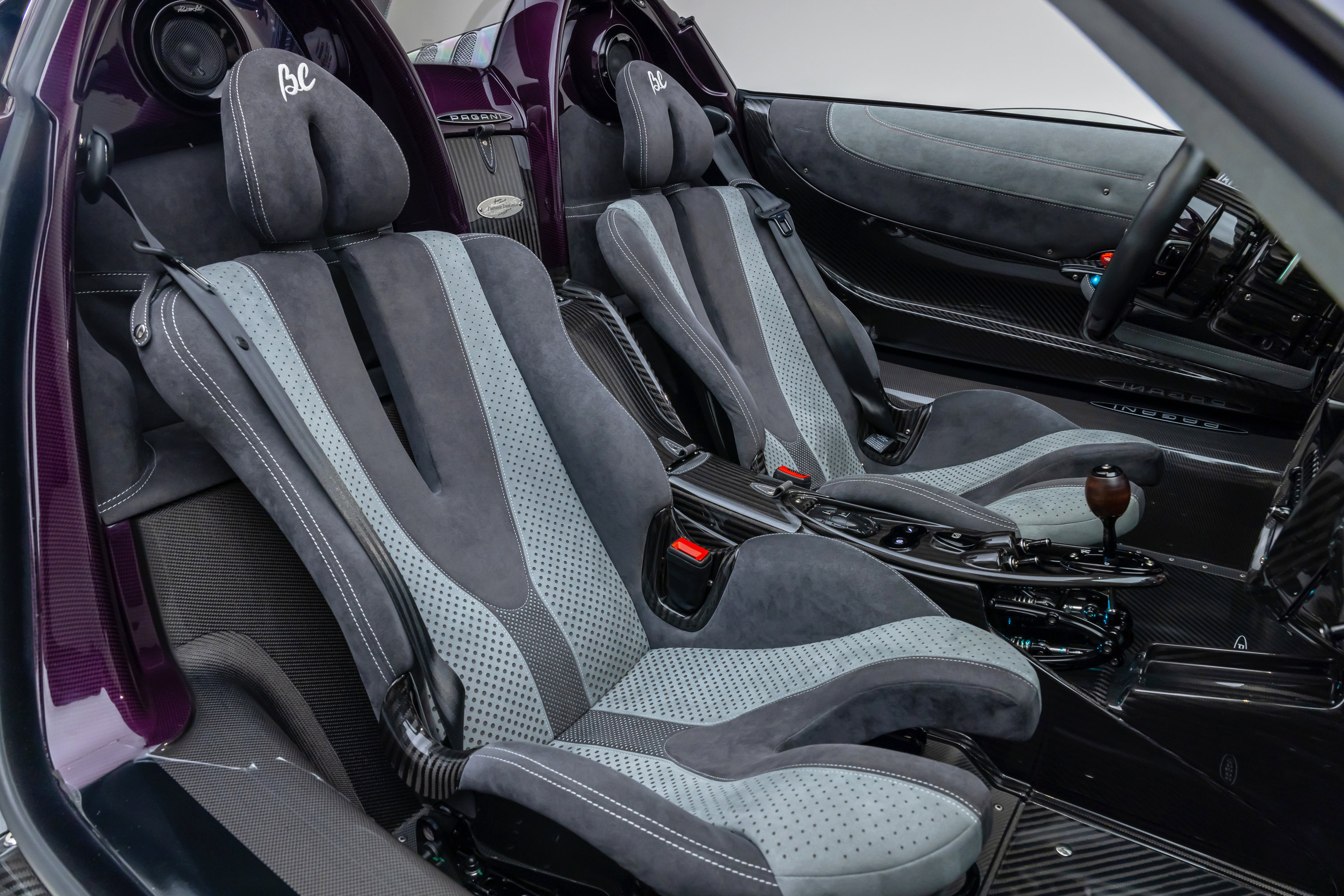 Used 2020 Pagani Huayra image 32