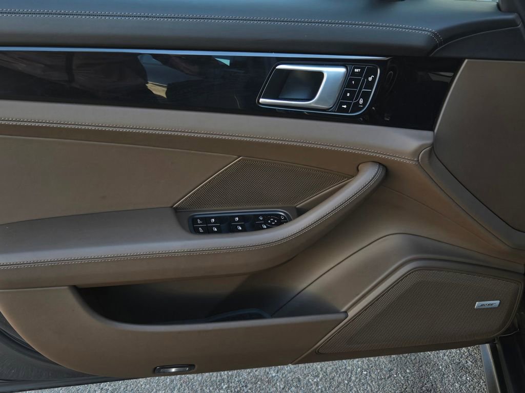 Used 2018 Porsche Panamera 4 AWD/4WD image 12