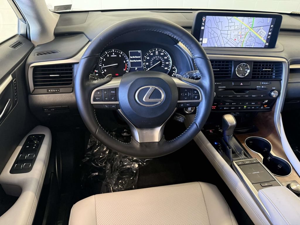 Certified 2022 Lexus RX 350L Premium w/ Premium Package AWD/4WD image 4