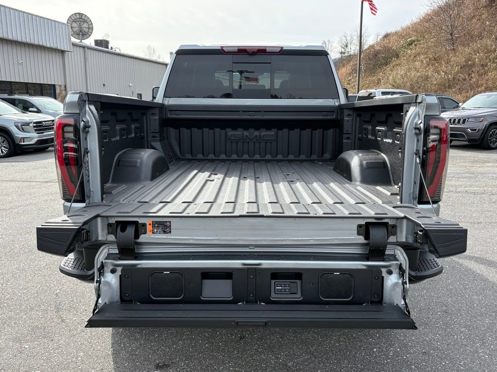 New 2026 GMC Sierra 2500 AT4X image 15