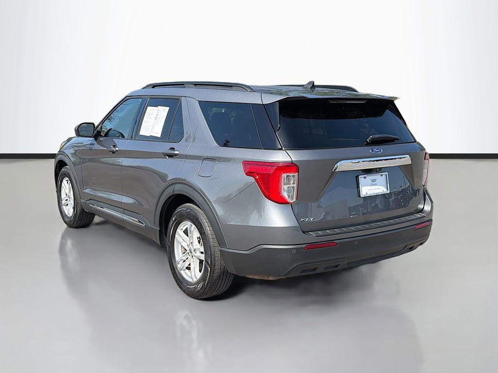 Used 2021 Ford Explorer XLT image 7