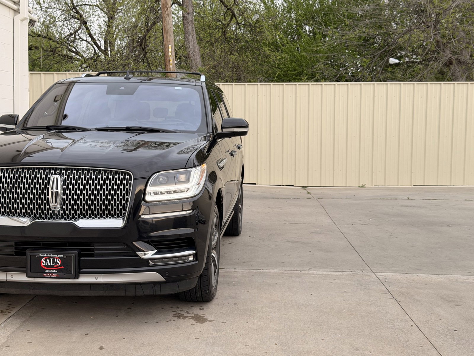 Used 2019 Lincoln Navigator Reserve image 10
