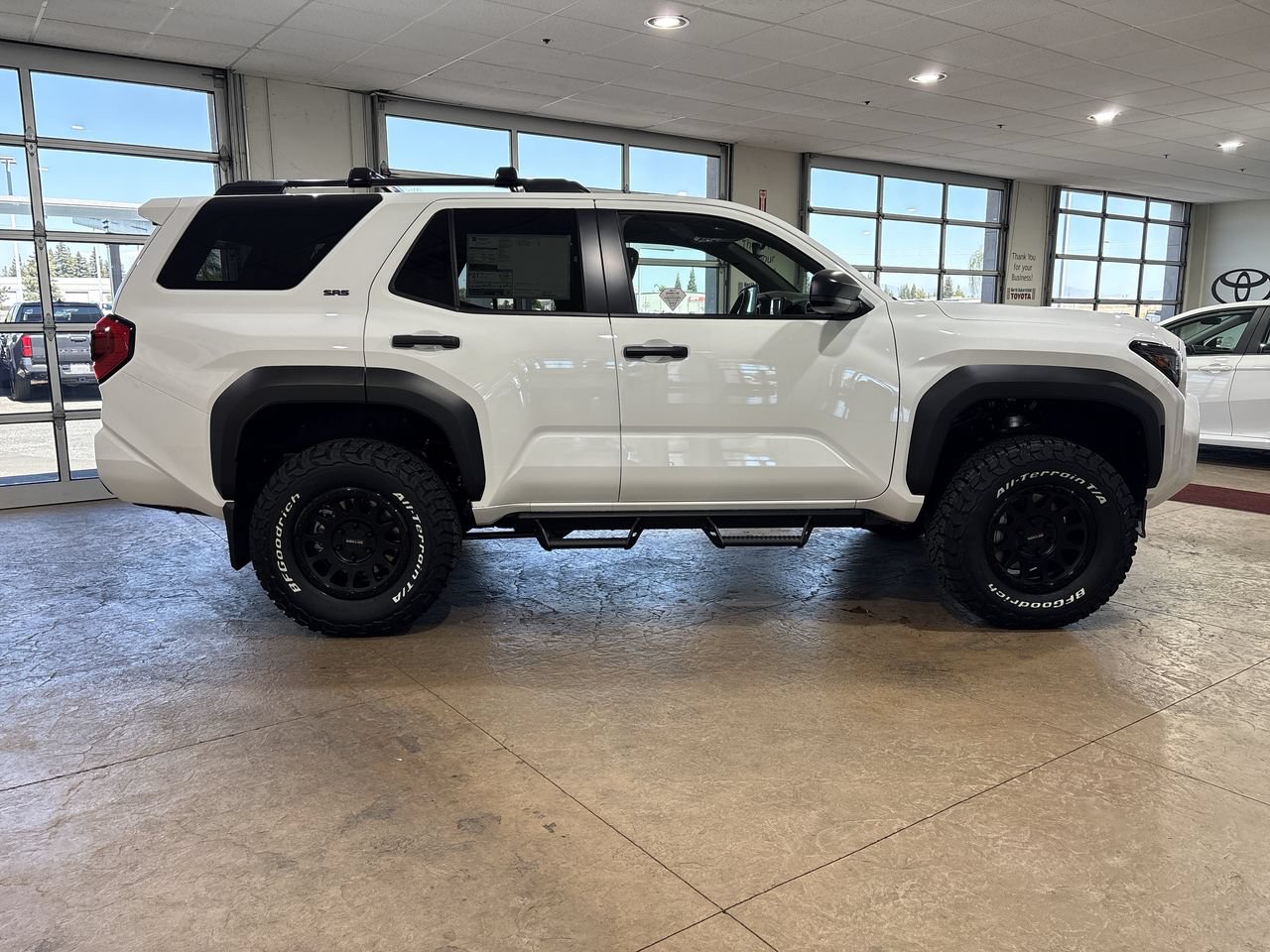 New 2026 Toyota 4Runner SR5 AWD/4WD image 3