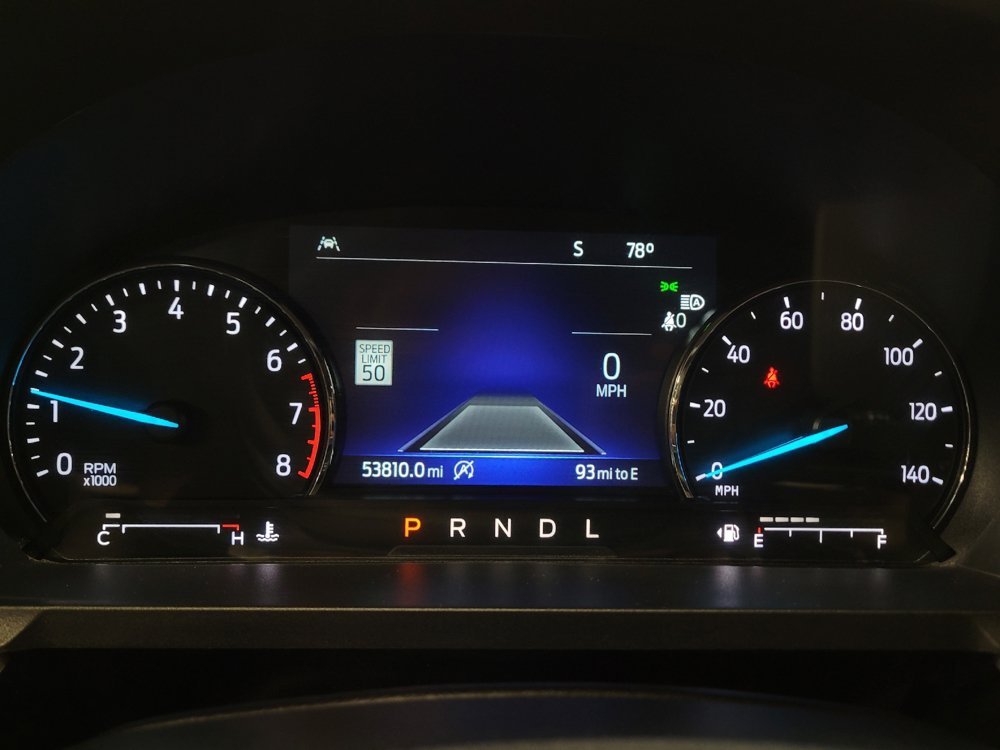 Used 2022 Ford Explorer XLT w/ Equipment Group 202A AWD/4WD image 23