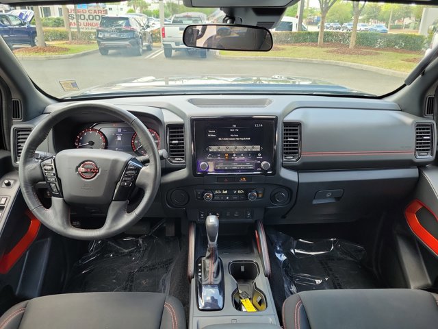 Used 2022 Nissan Frontier Pro-X RWD image 9