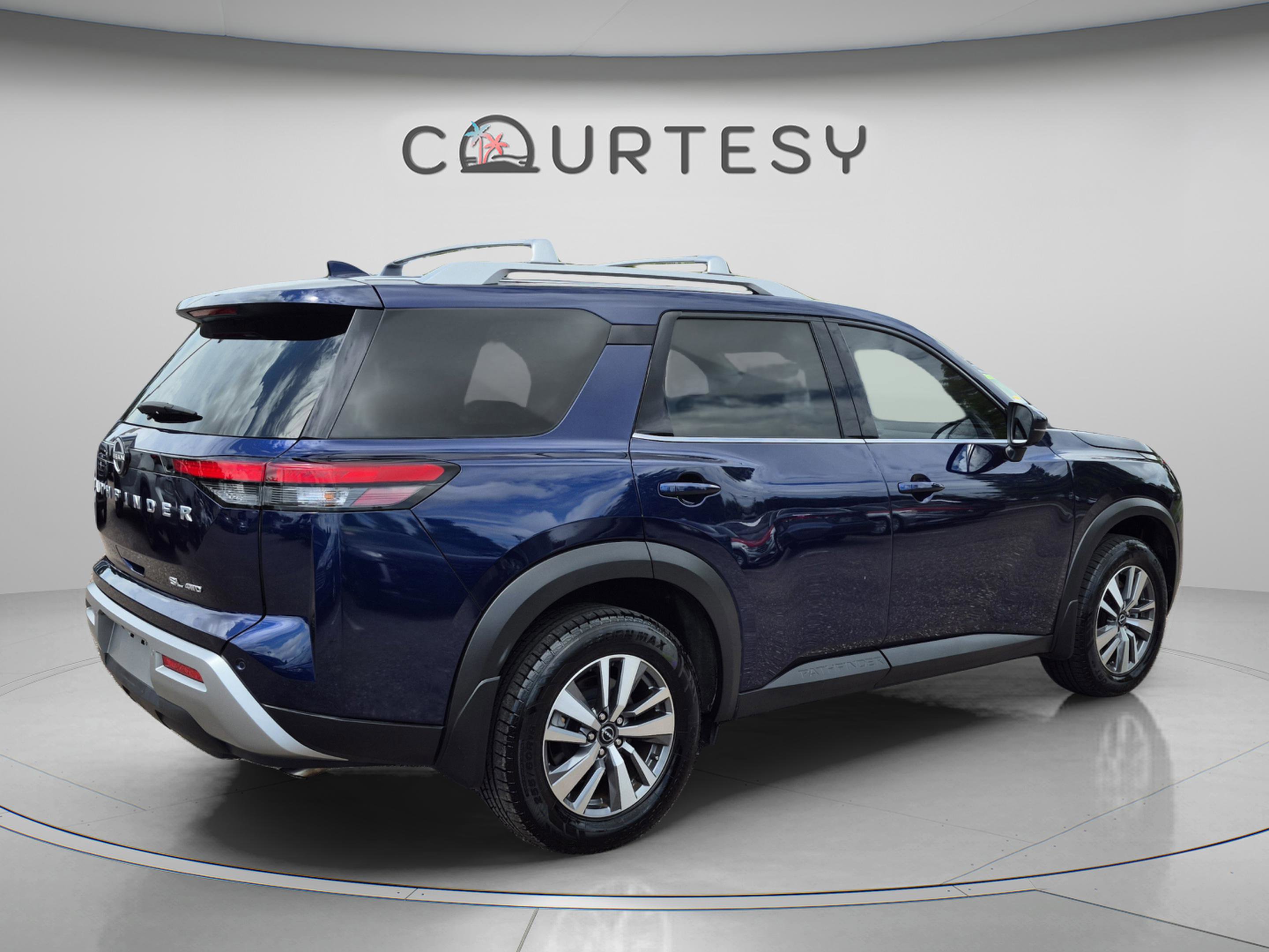 Certified 2023 Nissan Pathfinder SL AWD/4WD image 7