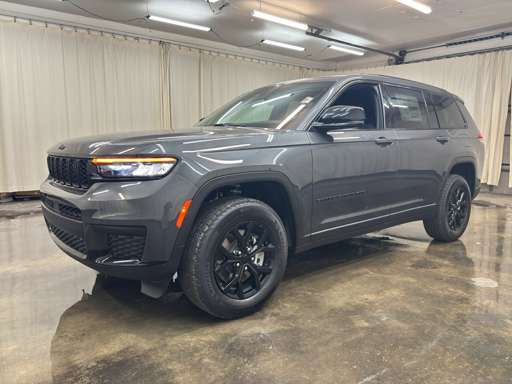 New 2025 Jeep Grand Cherokee L Altitude