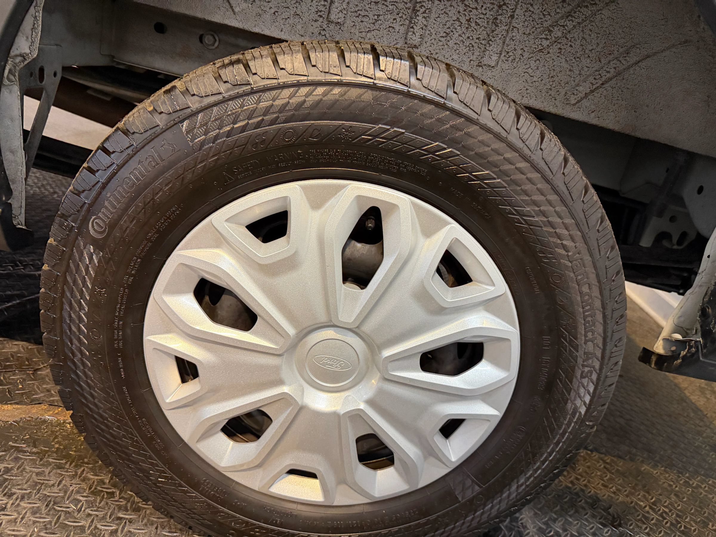 Used 2026 Ford Transit 350 XLT RWD image 34