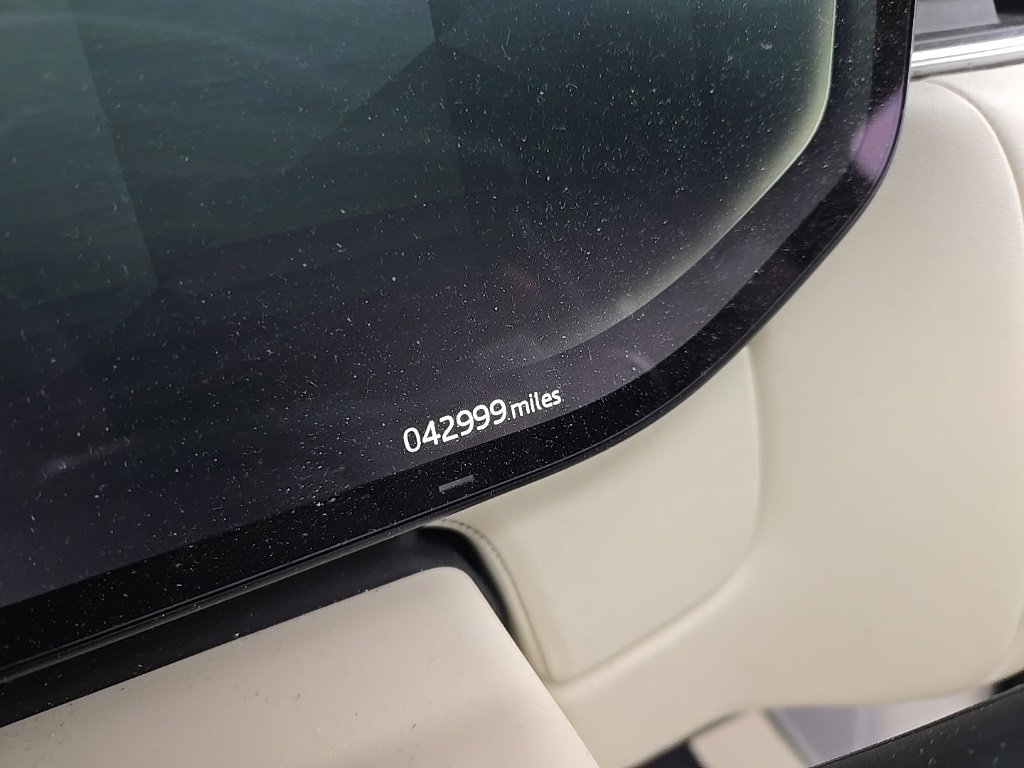 Used 2023 Land Rover Range Rover SE image 13