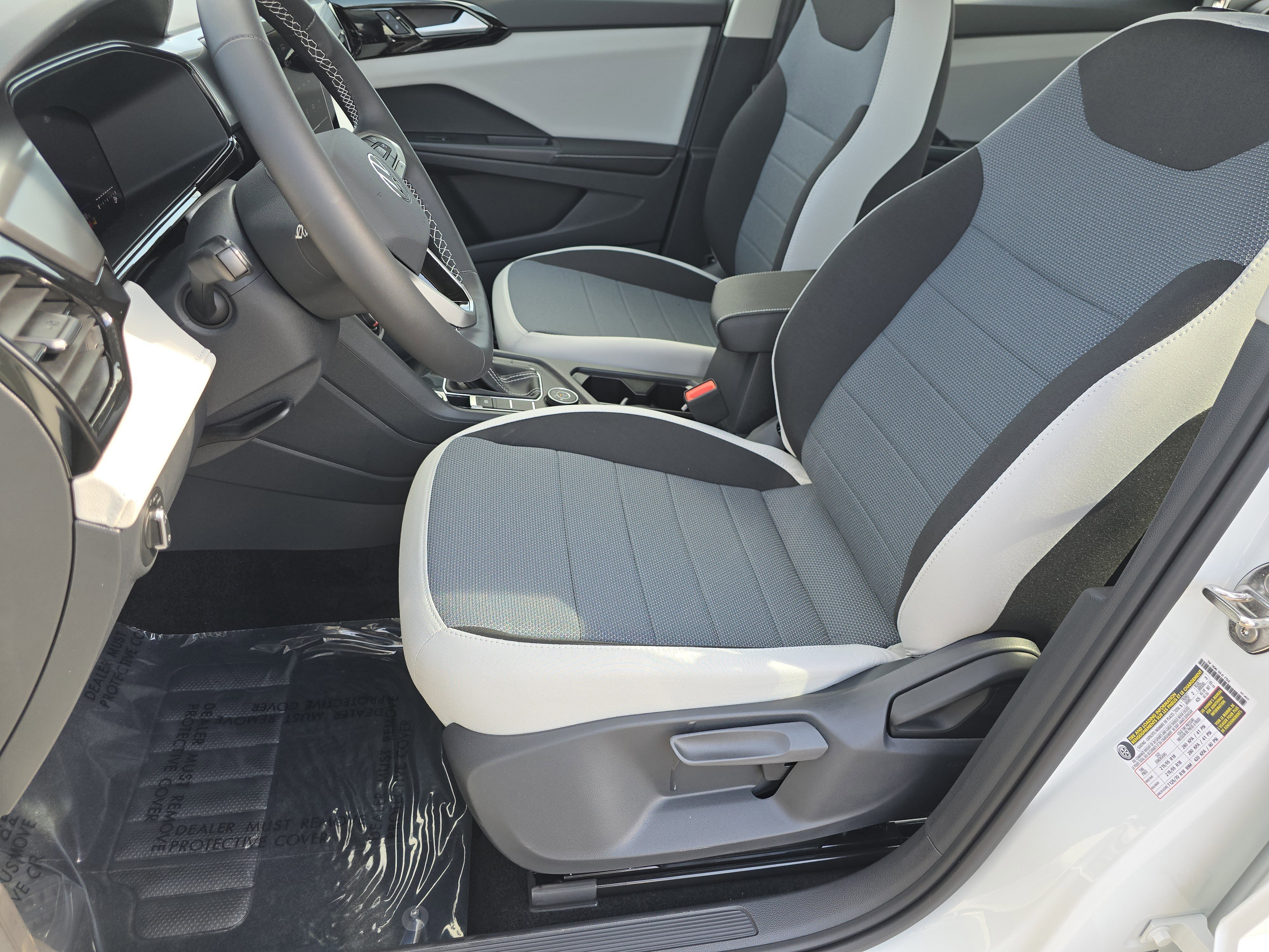 New 2025 Volkswagen Taos S image 15