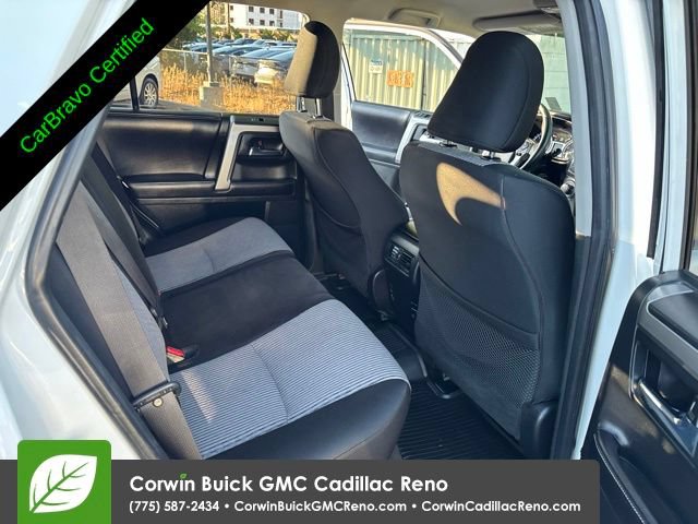 Used 2017 Toyota 4Runner SR5 AWD/4WD image 29