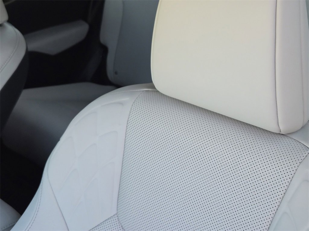 Used 2025 Lexus RX 350 F Sport w/ Convenience Package image 16