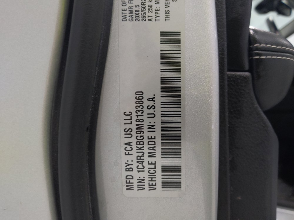 Used 2021 Jeep Grand Cherokee L Limited AWD/4WD image 33