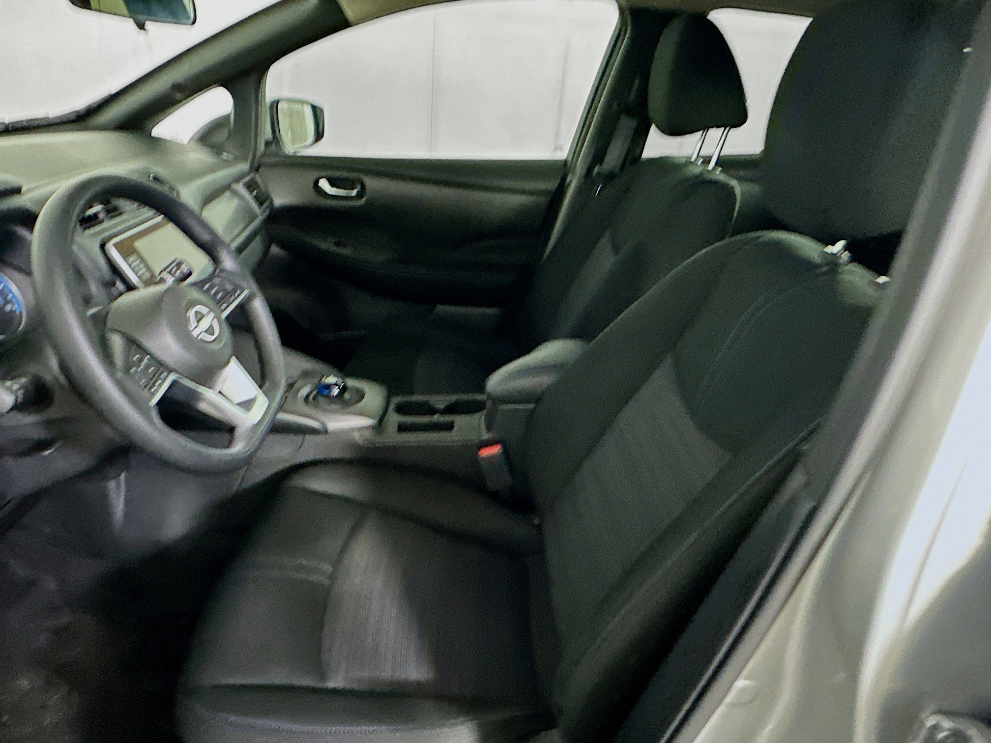 Used 2024 Nissan Leaf S FWD image 13