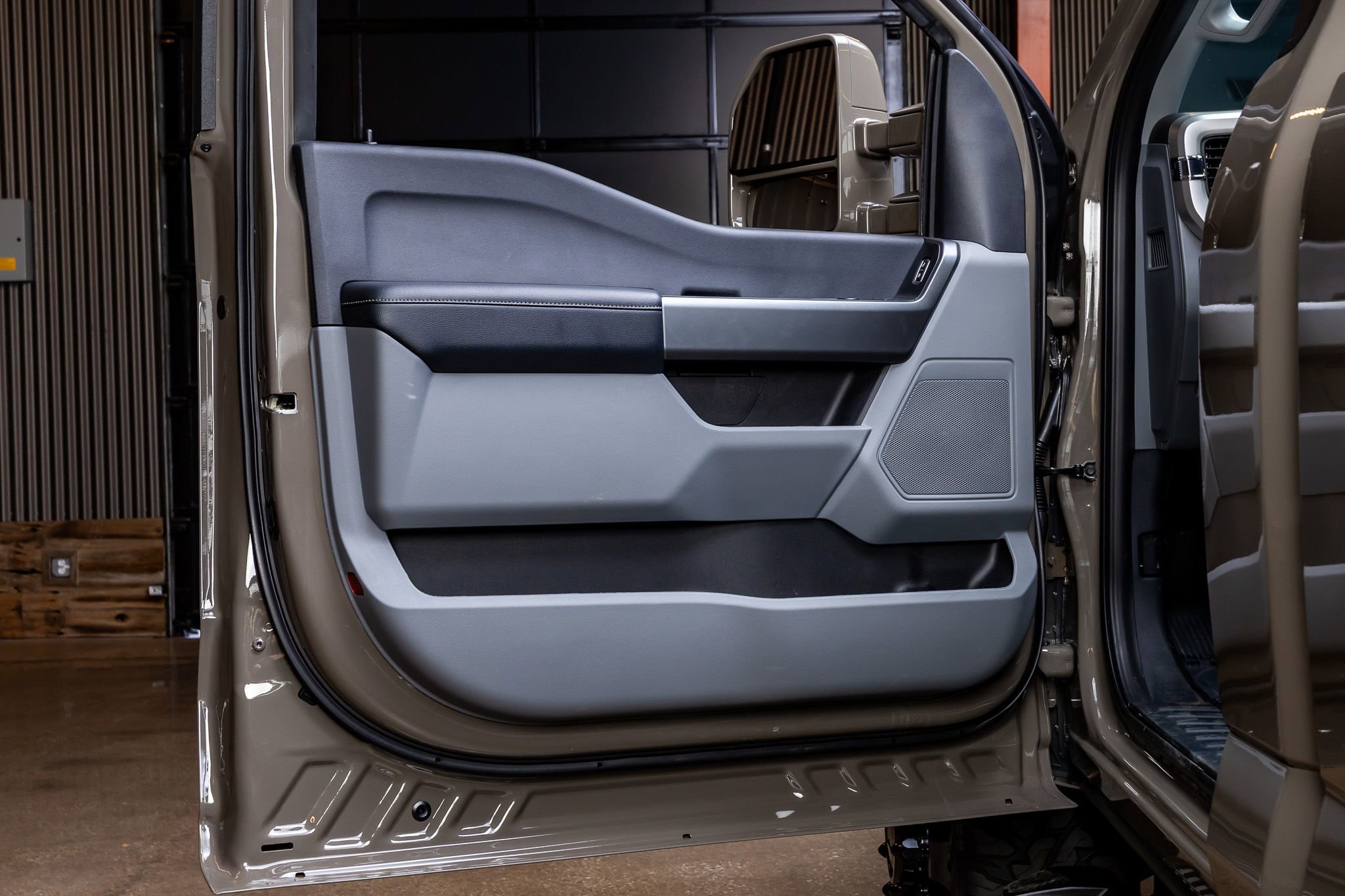 Used 2026 Ford F350 XLT w/ 360-Degree Camera Package AWD/4WD image 31