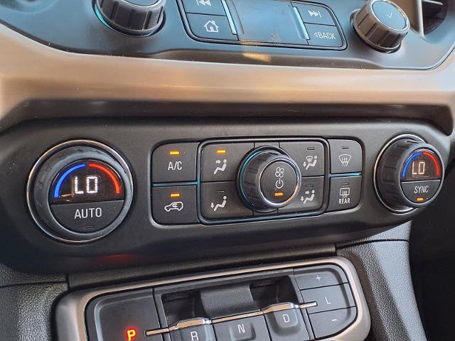 Used 2023 GMC Acadia Denali w/ Denali Ultimate Package AWD/4WD image 8