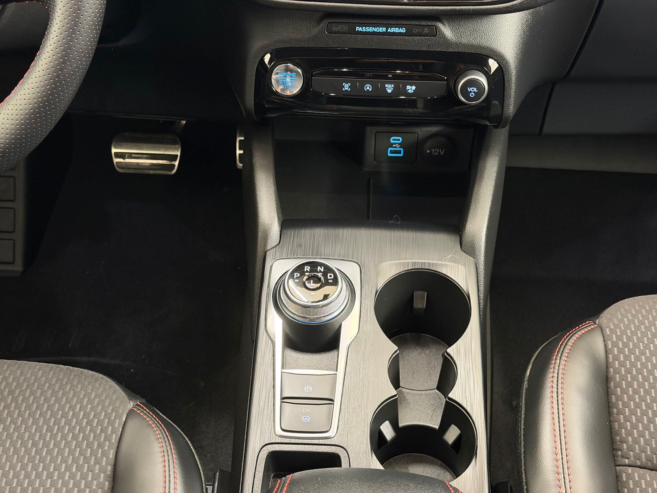 Certified 2023 Ford Escape ST-Line w/ Tech Pack #1 FWD image 18