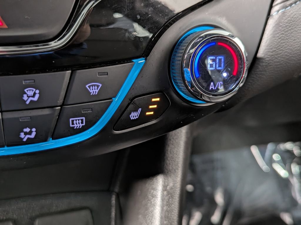 Used 2018 Chevrolet Cruze Premier FWD image 20