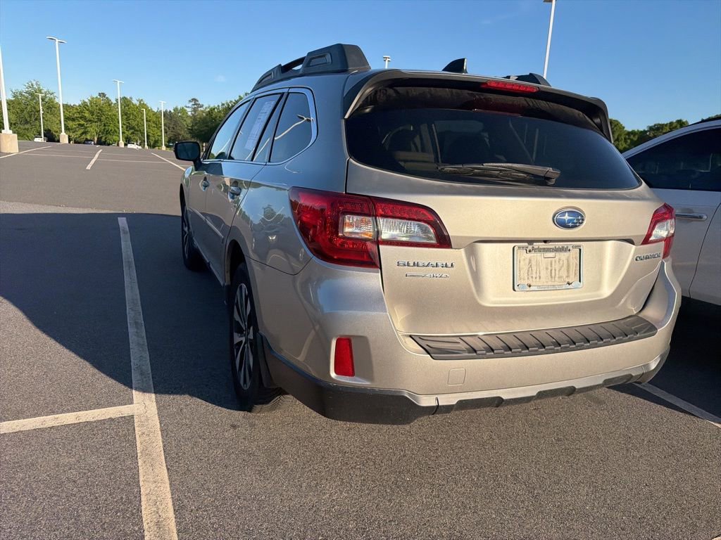 Used 2016 Subaru Outback 2.5i Limited AWD/4WD image 12