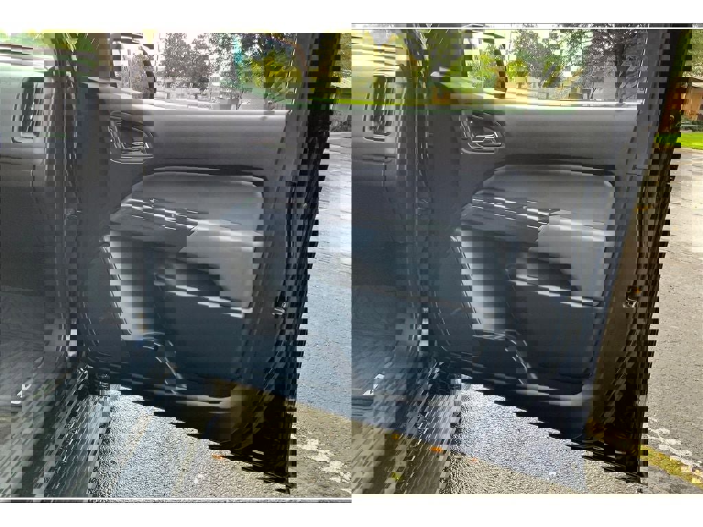 Used 2017 Chevrolet Colorado Z71 image 24