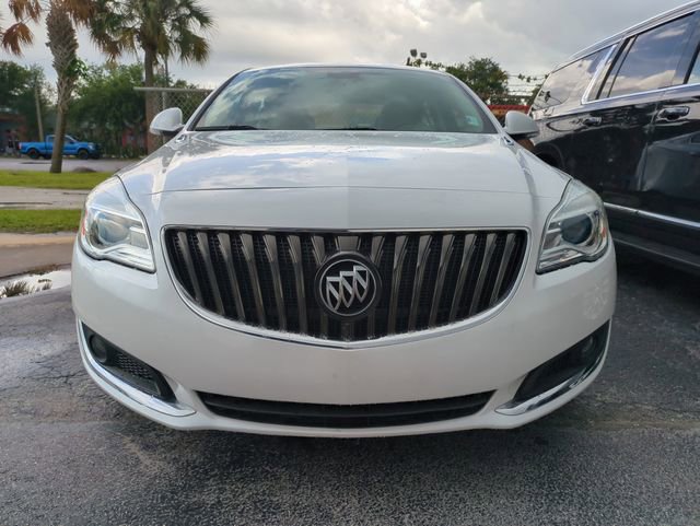 Used 2016 Buick Regal FWD image 2