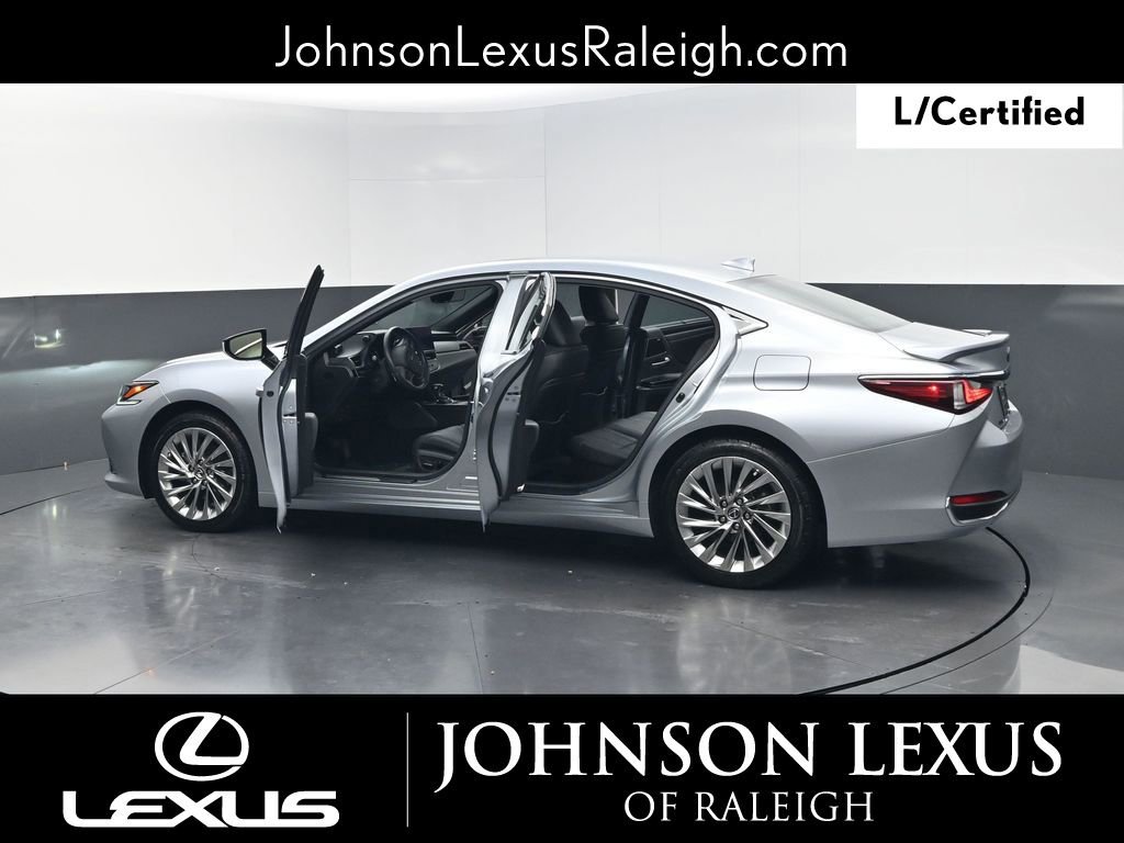 Certified 2023 Lexus ES 300h Ultra Luxury w/ Accessory Package (Z2) image 38