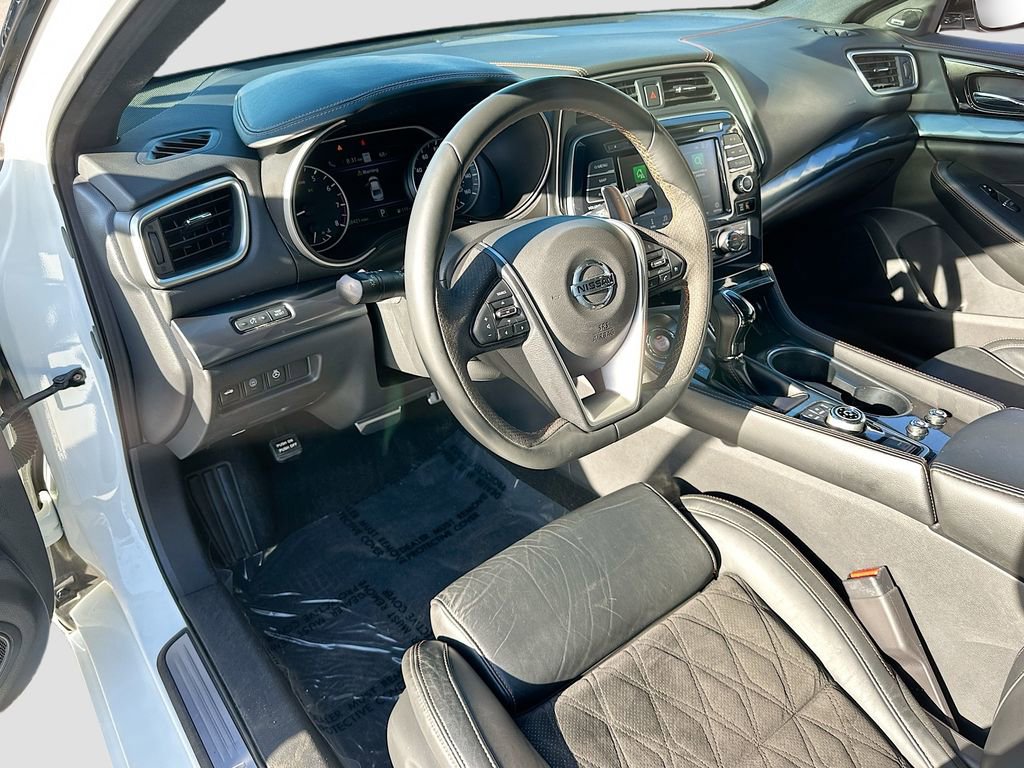 Used 2022 Nissan Maxima SR w/ Sport Mat Group image 9