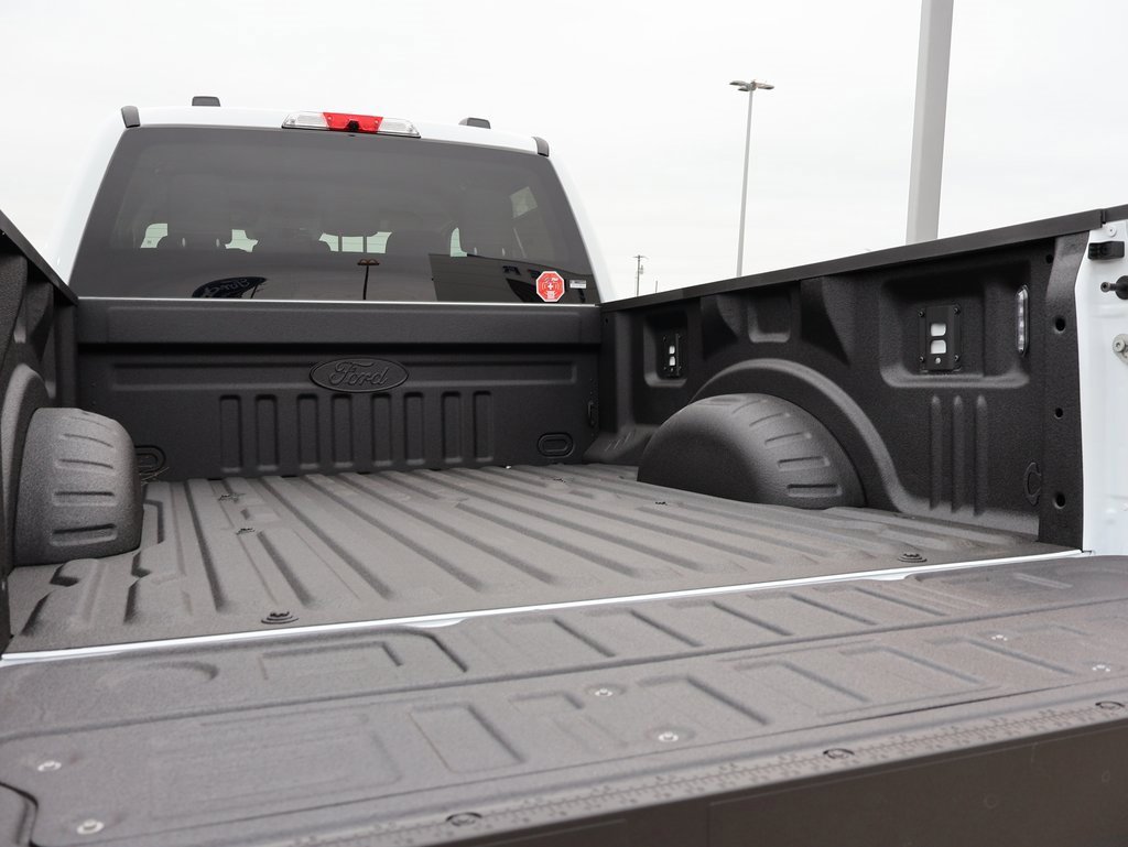 New 2026 Ford F250 XLT w/ XLT Premium Package image 15
