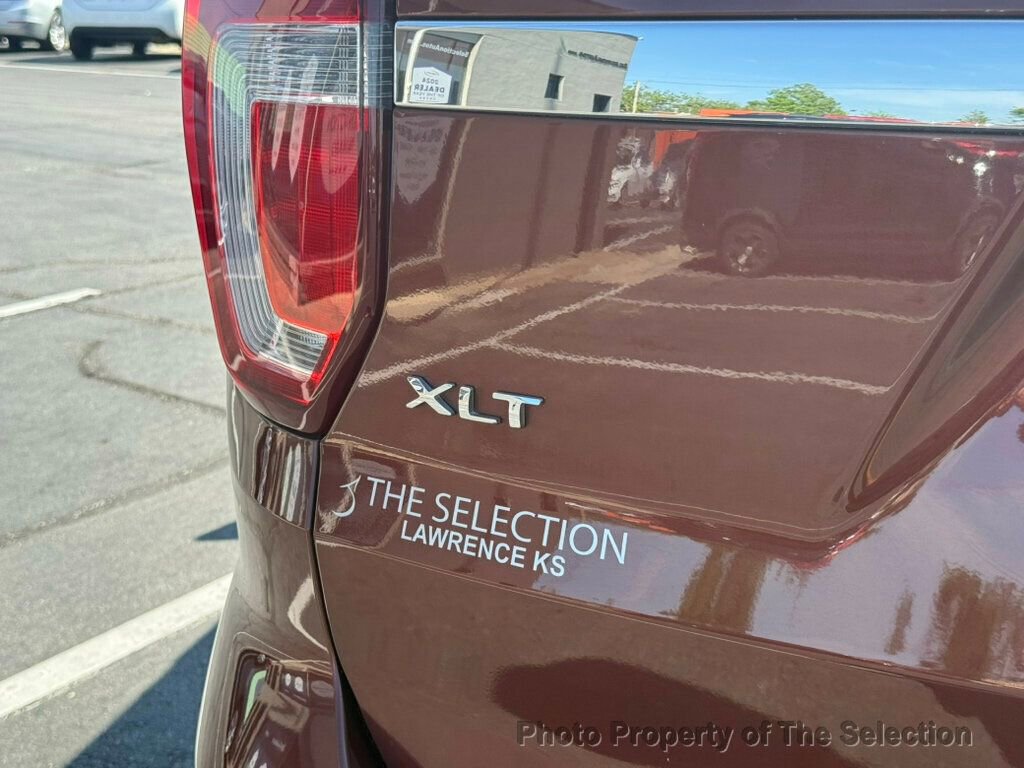 Used 2018 Ford Explorer XLT w/ Equipment Group 201A image 15