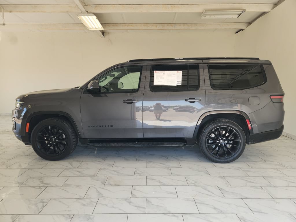 Used 2022 Jeep Wagoneer Series II w/ Premium Group I RWD image 4