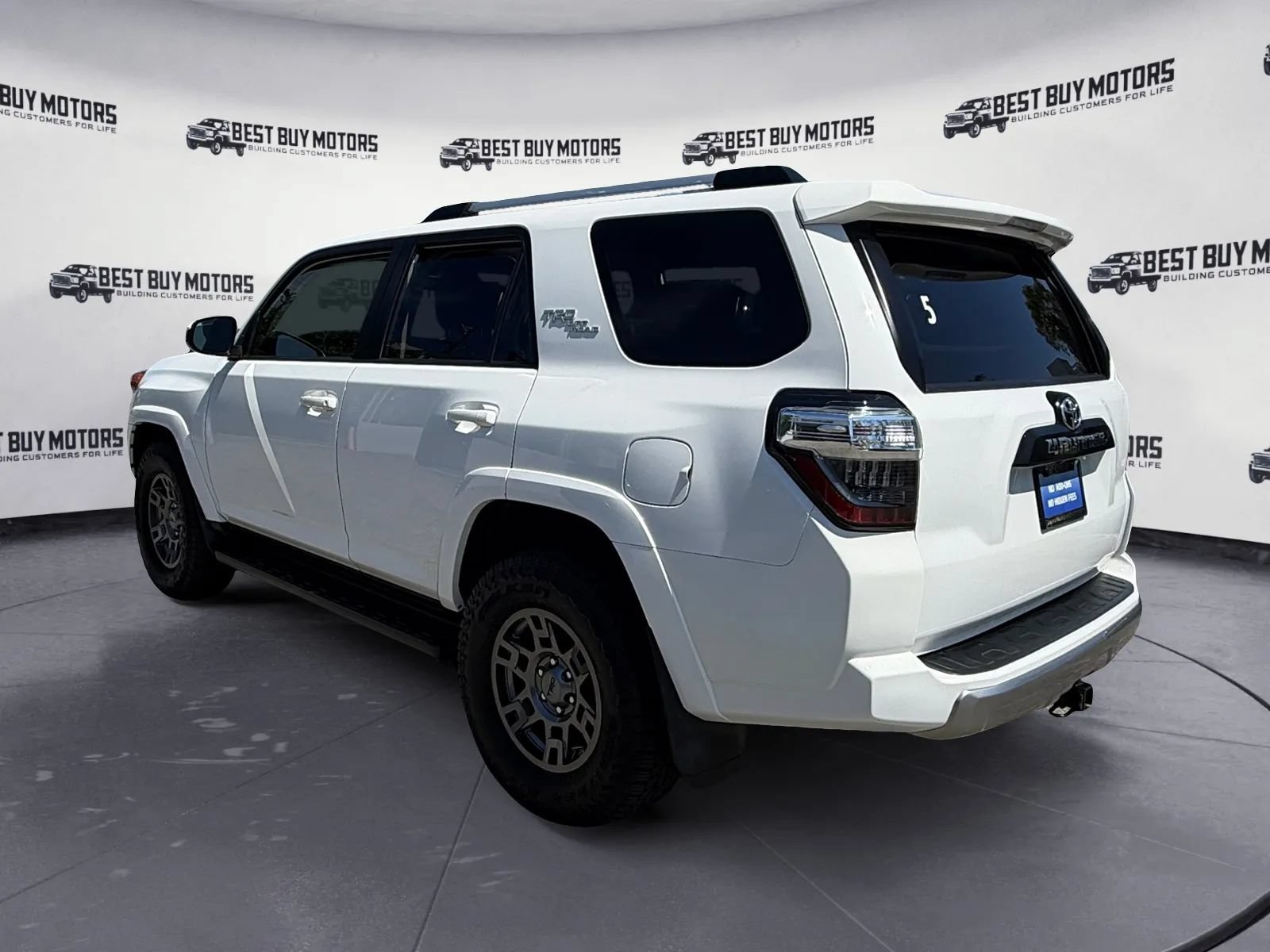 Used 2018 Toyota 4Runner TRD Off-Road AWD/4WD image 6