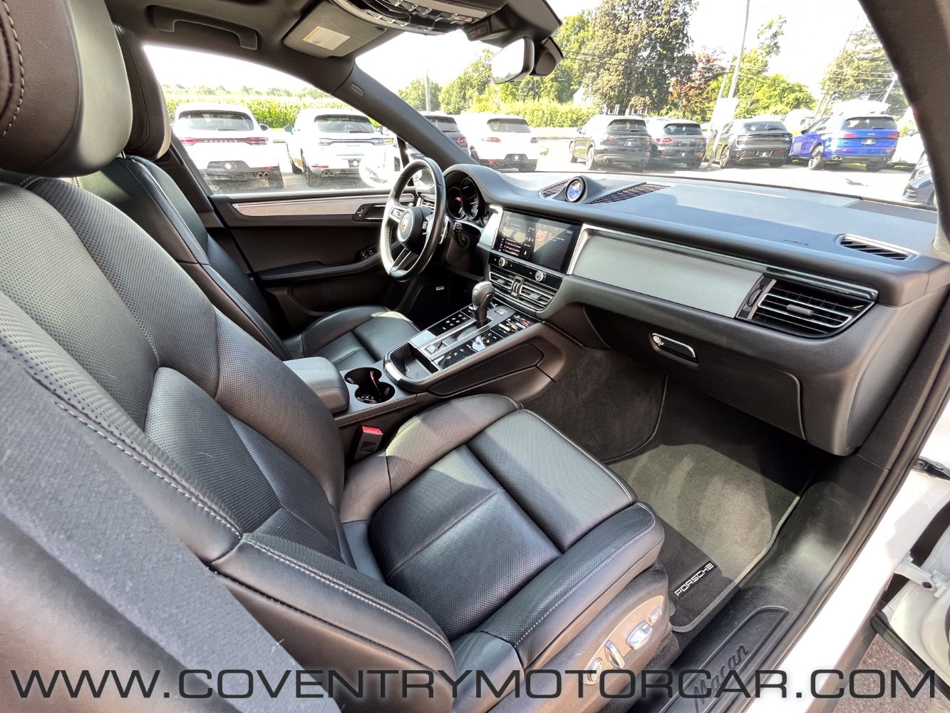 Used 2022 Porsche Macan image 33