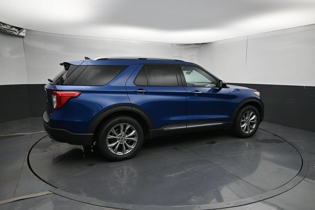 Used 2023 Ford Explorer Limited AWD/4WD image 14