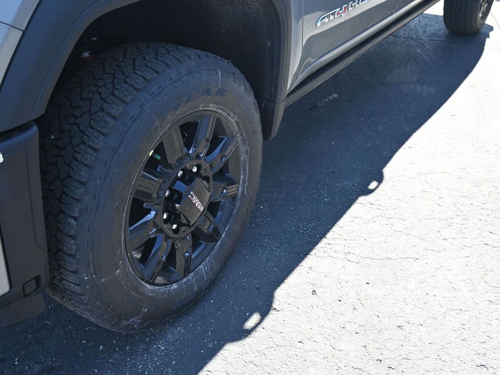 New 2026 GMC Sierra 3500 AT4 w/ AT4 Premium Plus Package image 11
