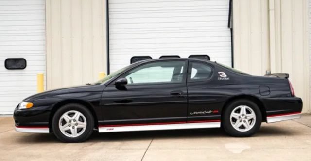 Used 2002 Chevrolet Monte Carlo SS w/ Pace Car Replica Pkg FWD image 4