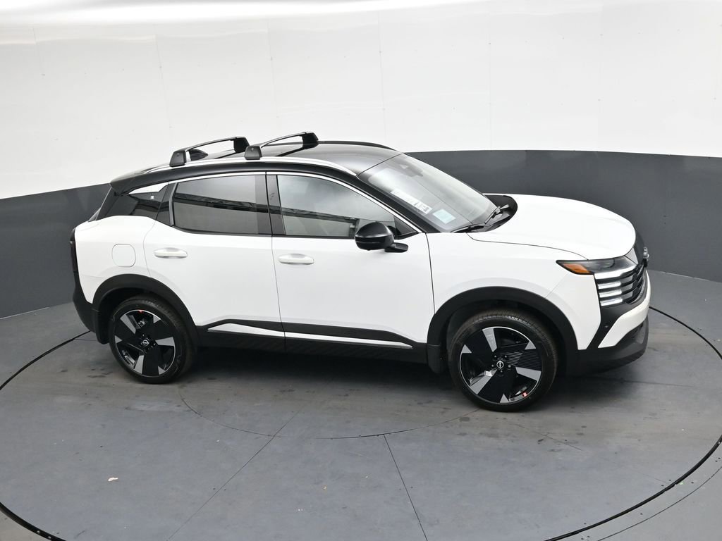 New 2026 Nissan Kicks SR w/ Cold Weather Package FWD image 31