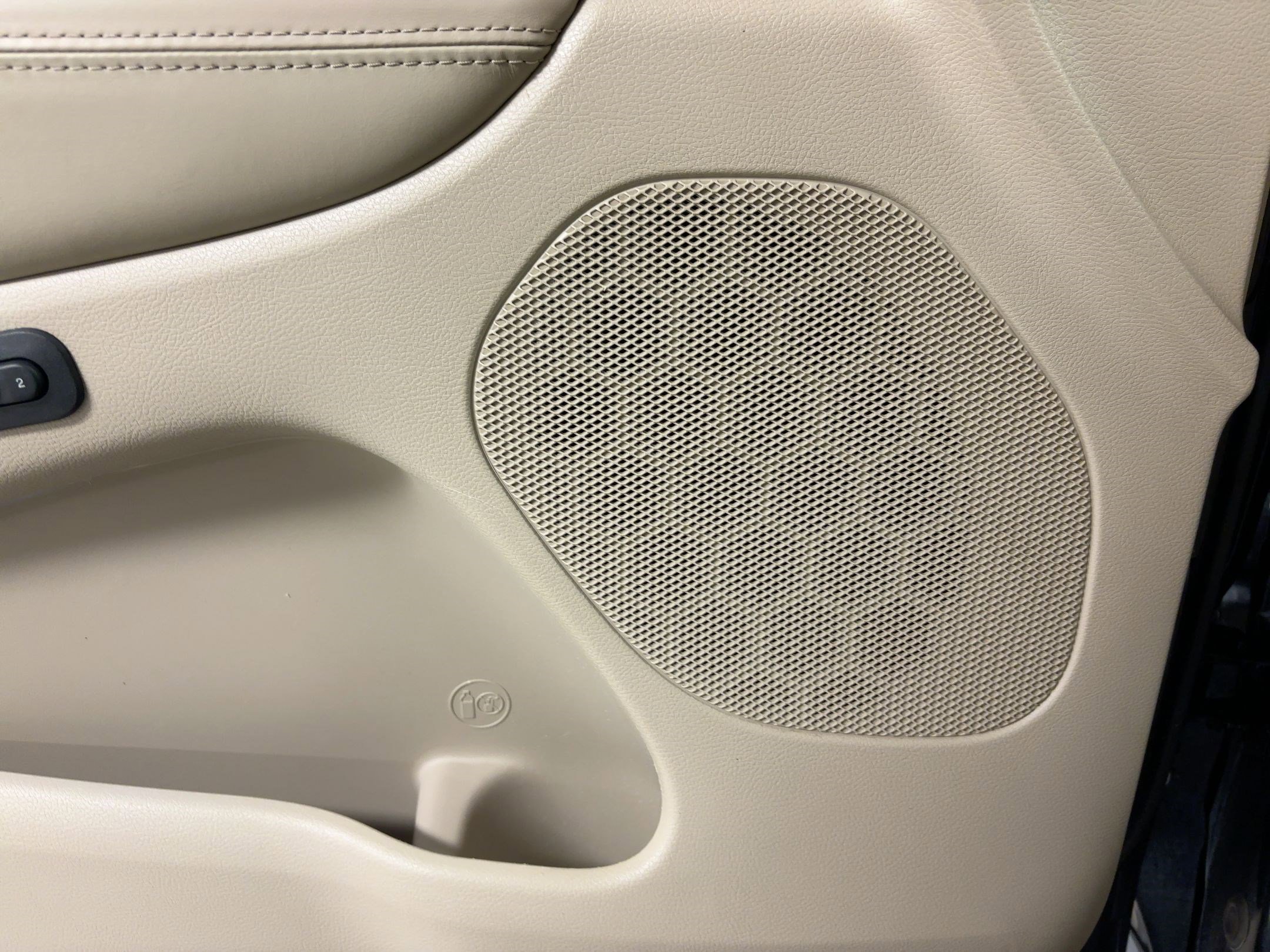 Used 2019 Jeep Grand Cherokee Overland image 22