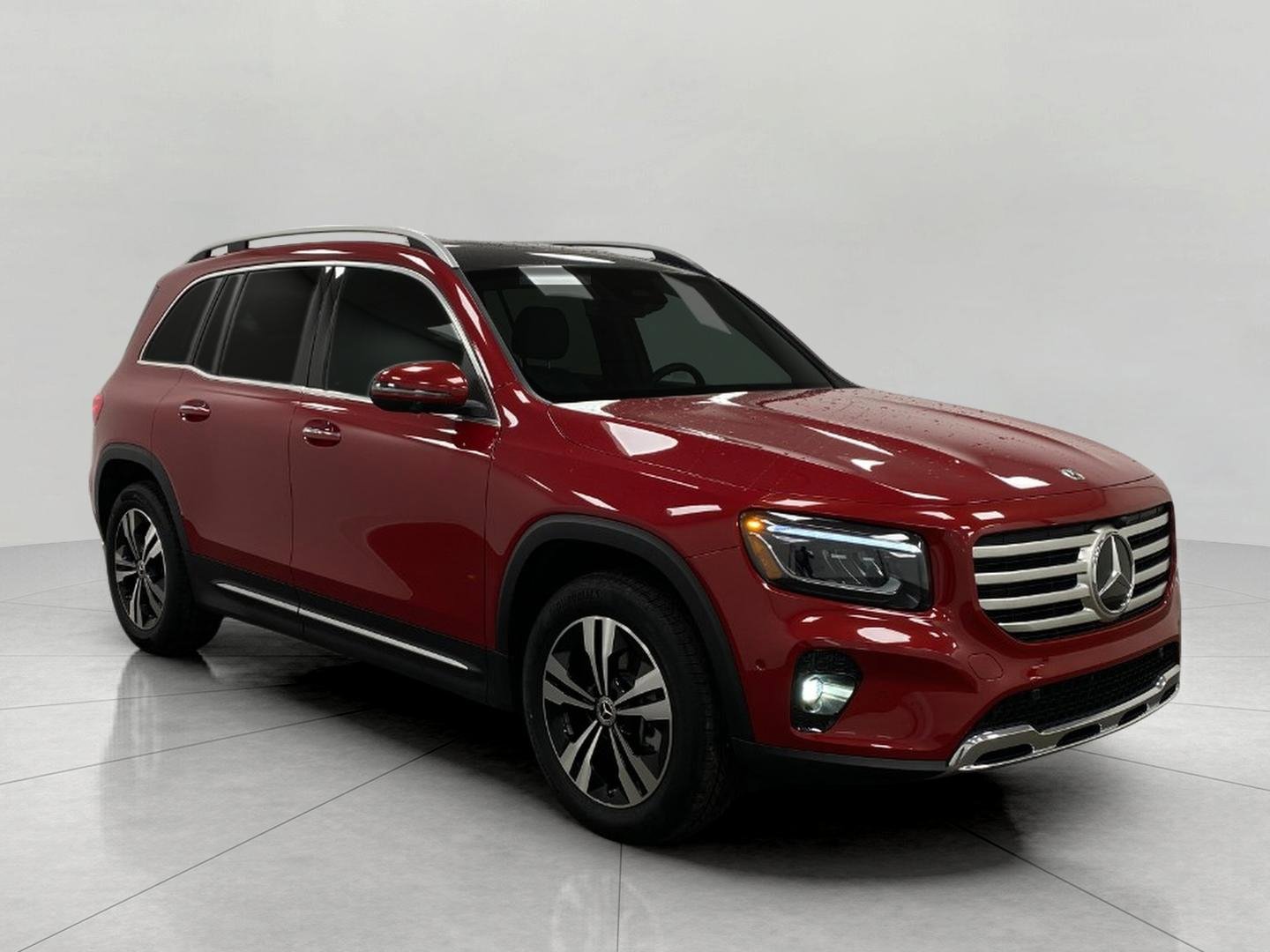 Certified 2026 Mercedes-Benz GLB 250 4MATIC video 1