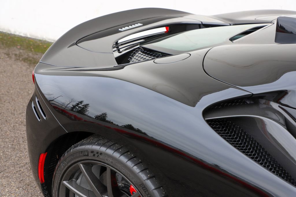 Certified 2022 Ferrari SF90 Spider image 63