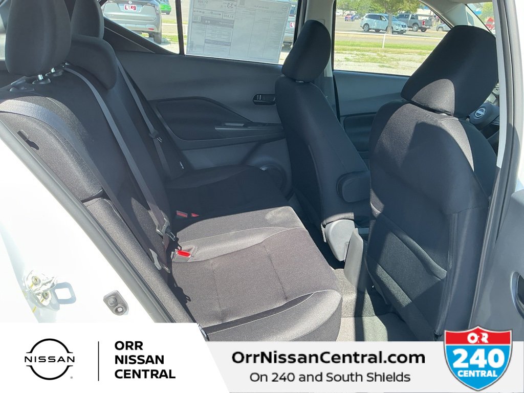 New 2025 Nissan Kicks Play S image 12