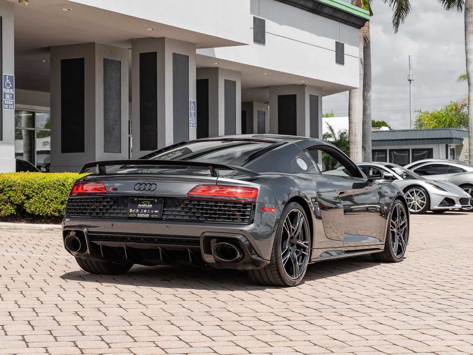 Used 2023 Audi R8 V10 performance image 9