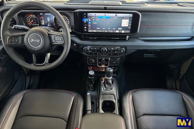 Used 2025 Jeep Wrangler Rubicon w/ Safety Group image 16