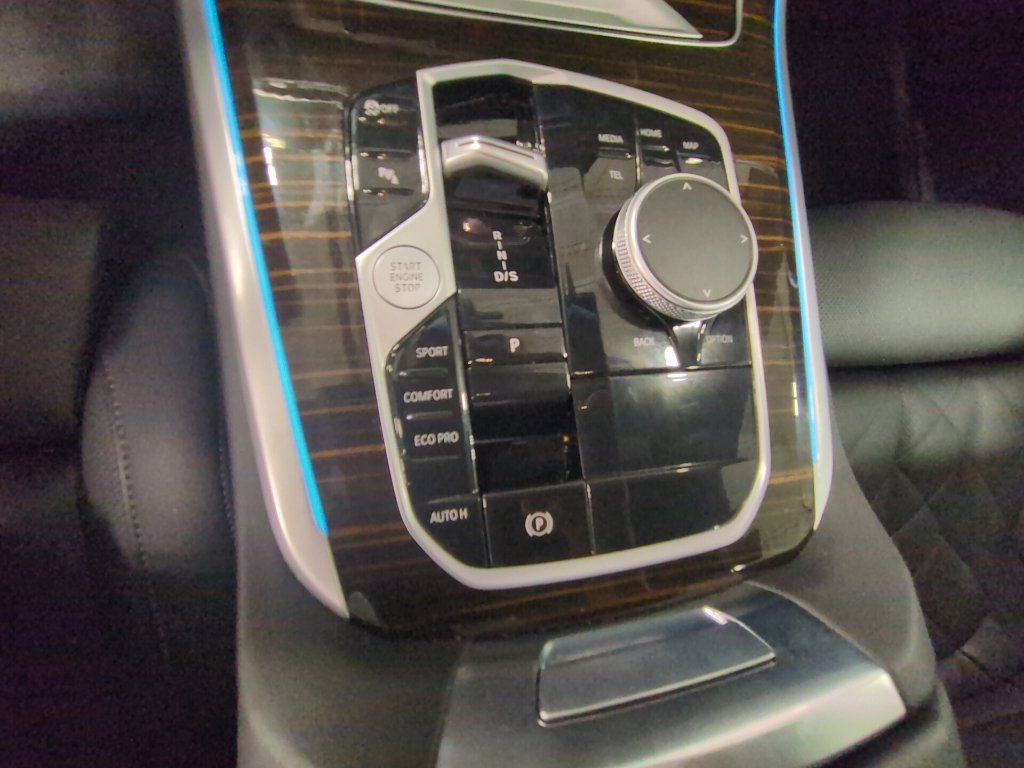 Used 2026 BMW X5 sDrive40i RWD image 16