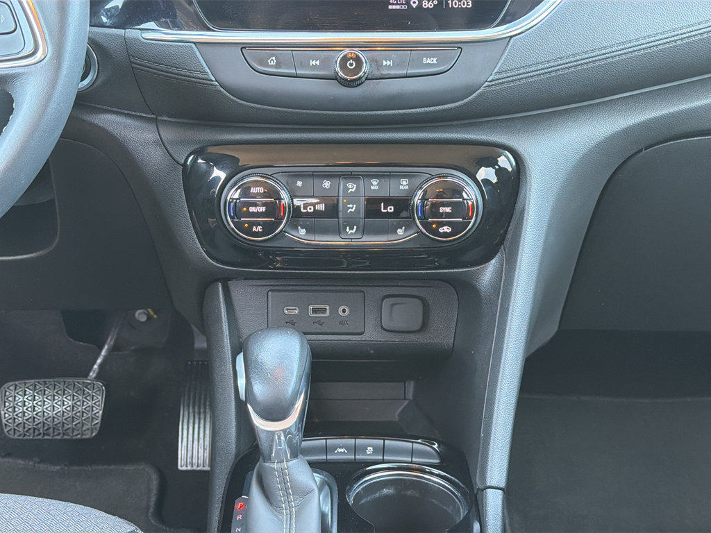 Used 2022 Buick Encore GX Select FWD image 18