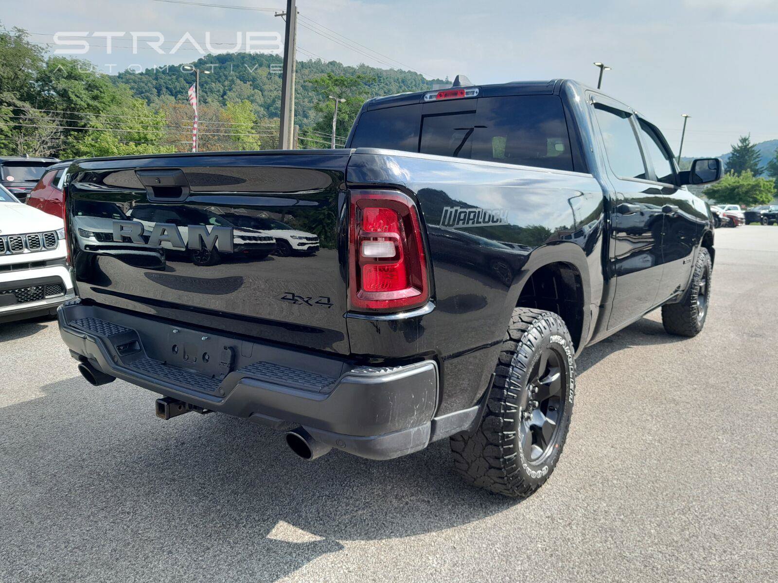 Used 2025 RAM 1500 Warlock AWD/4WD image 8
