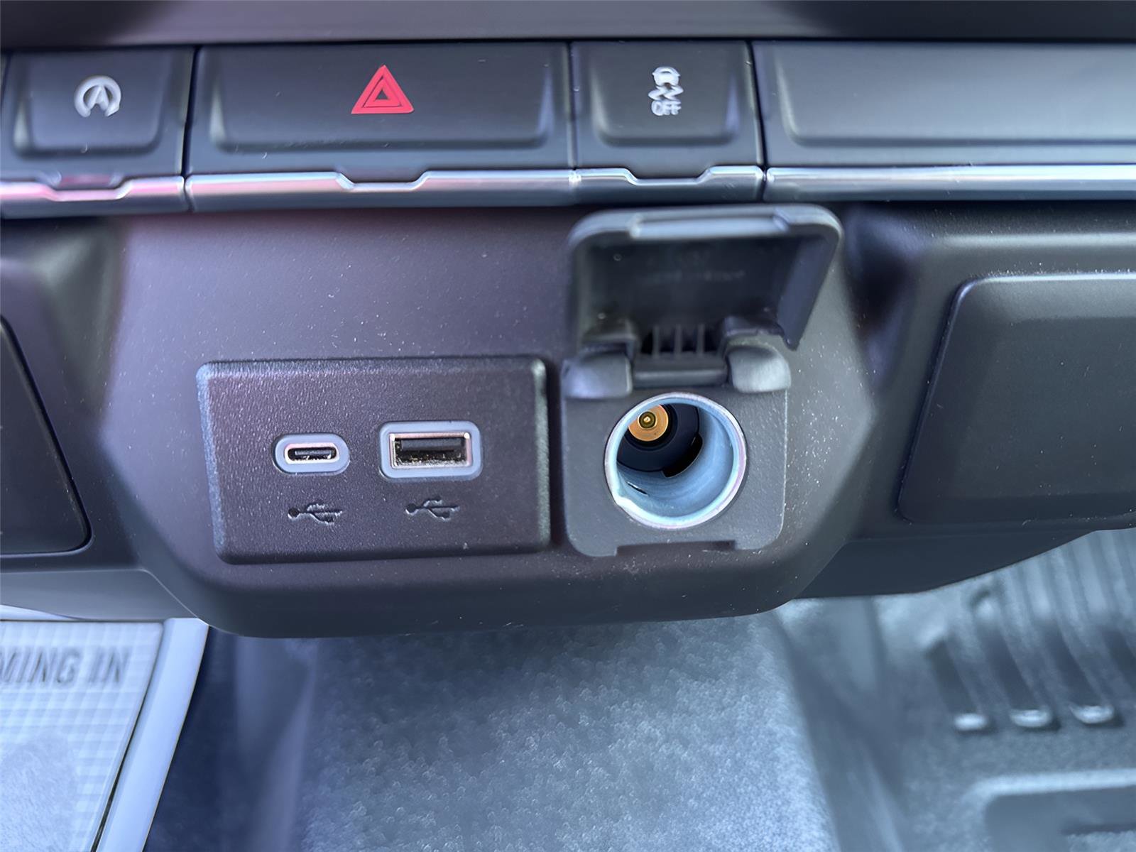 Used 2025 Chevrolet Silverado 1500 W/T w/ Trailering Package image 18