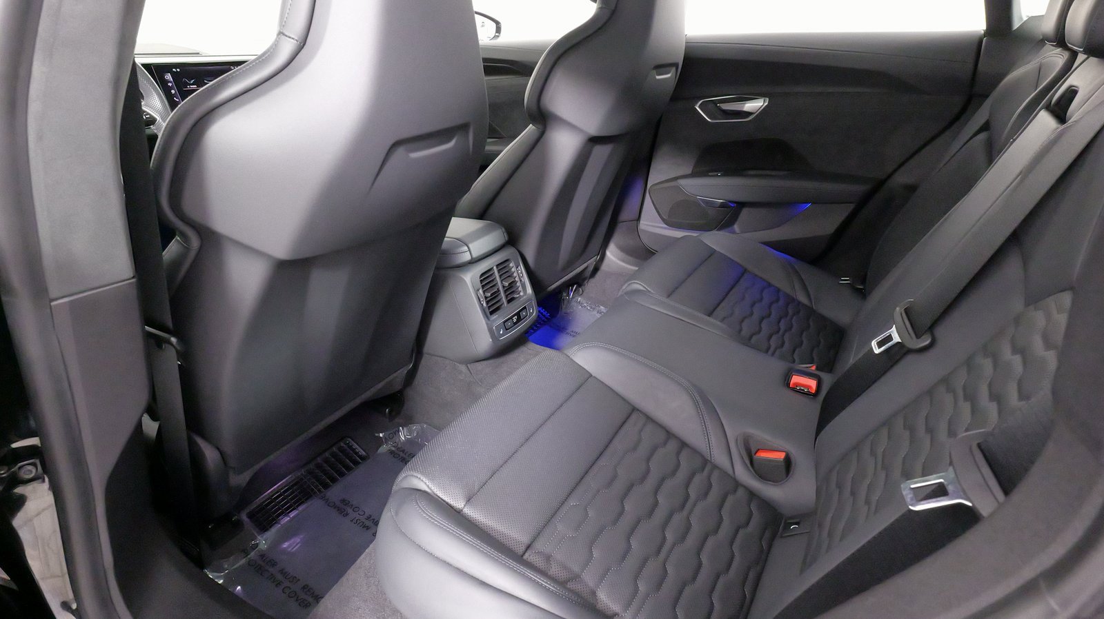 Used 2024 Audi RS e-tron GT w/ Carbon Performance Package image 36