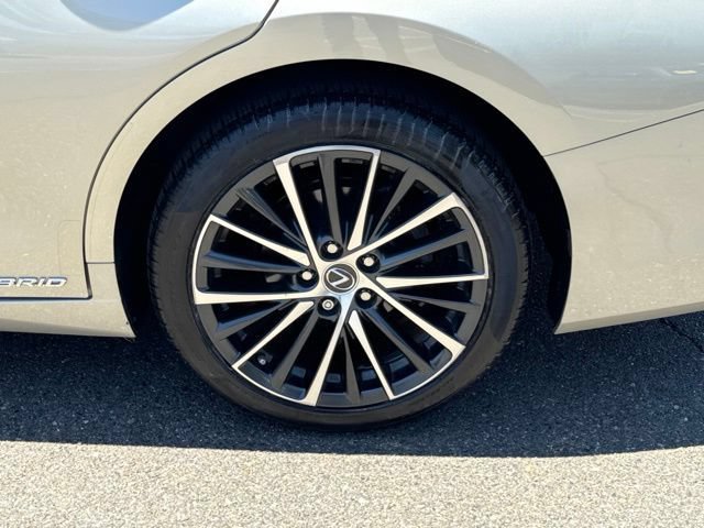 Used 2022 Lexus ES 300h w/ Premium Package FWD image 14